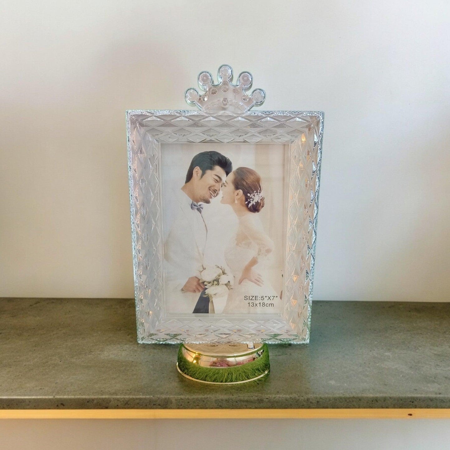 Illuminating Crystal LED Photo Frame