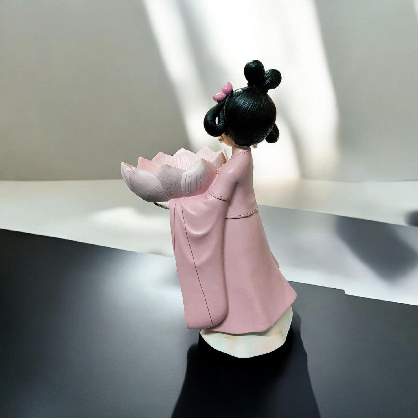 Chinese Palace Girl Figurine