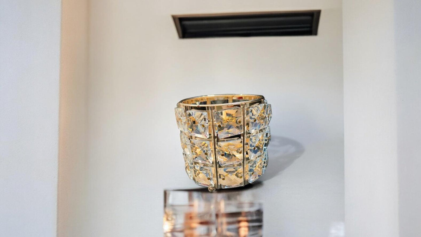 Golden and Diamond-Shaped Zircon Candle Holder: A Luxurious Touch of Elegance