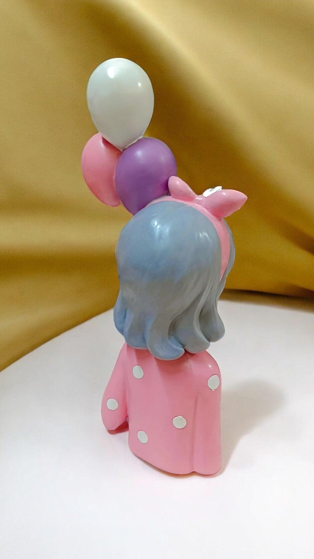 Lady Figure with balloons