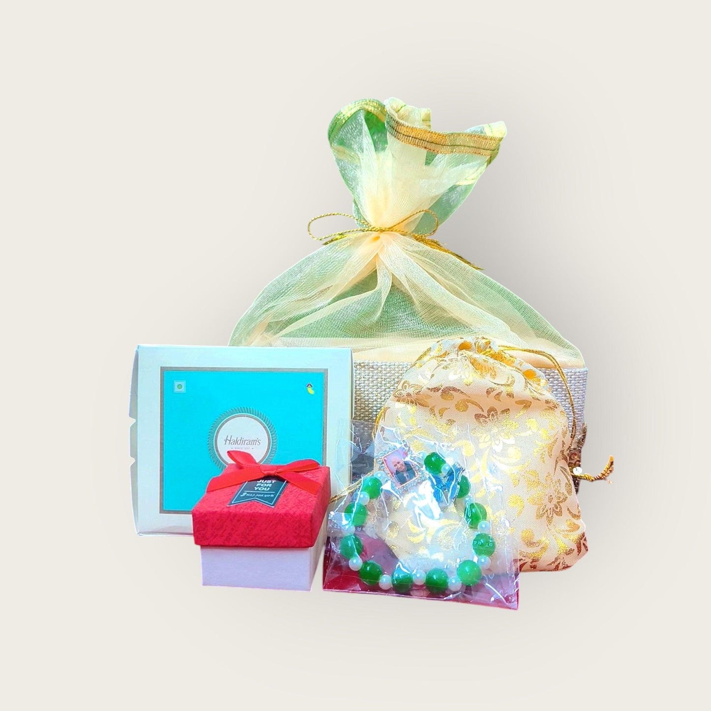 Divine Blessings Gift Hamper – A Perfect Blend of Tradition & Spirituality