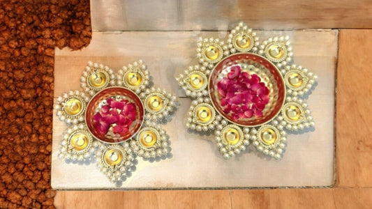 Metal Urli Diya Bowl – Elegant Festive Decor