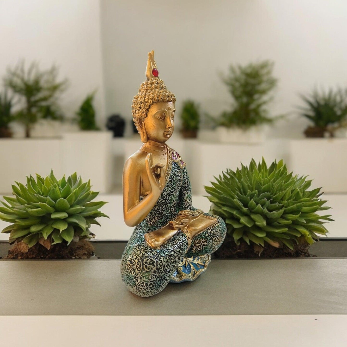 Beautiful Lord Gautam Buddha Figurine