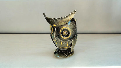 Big Eyed Owl Metallic Pen Stand