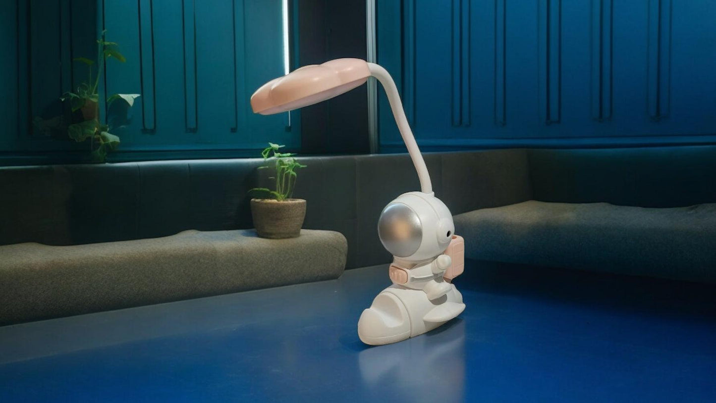 Astronaut Desk Lamp