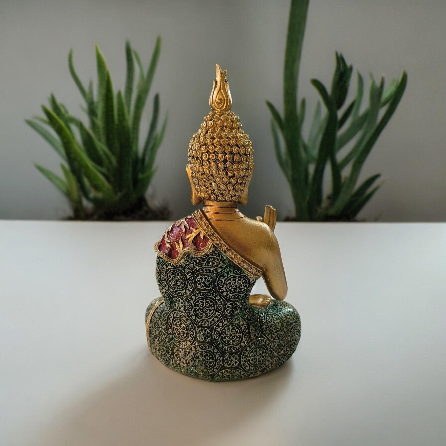 Beautiful Lord Gautam Buddha Figurine