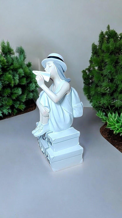 Charming Girl with Kitty Resin Statue - Matte Finish Art sculpture